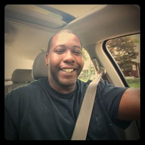 Meet your Posher, Corey